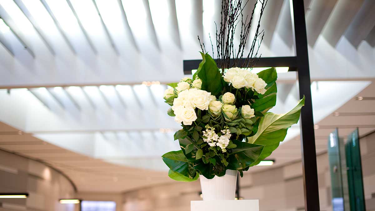 Sydney International Airport - flowers